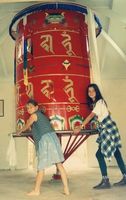 Chenrezig_Prayerwheel_-_and_girls